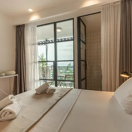 Apartment Bregos Superior - Unique Design 3-br - Unbelievable Panoramic View Of - Walking Distance From Unesco Palace And Bacvice - Free Parking - Buralux *