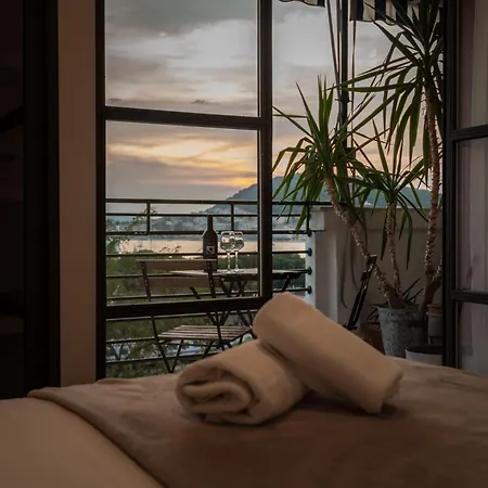Apartment Bregos Superior - Unique Design 3-br - Unbelievable Panoramic View Of - Walking Distance From Unesco Palace And Bacvice - Free Parking - Buralux