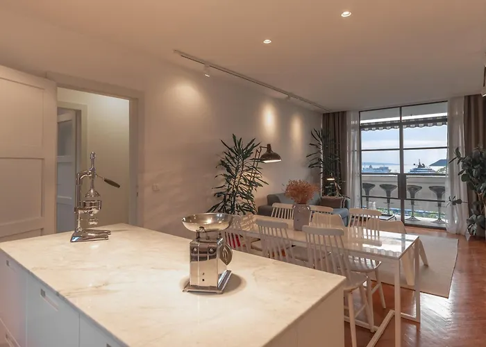 Apartman Bregos Superior - Unique Design 3-br - Unbelievable Panoramic View Of - Walking Distance From Unesco Palace And Bacvice - Free Parking - Buralux *