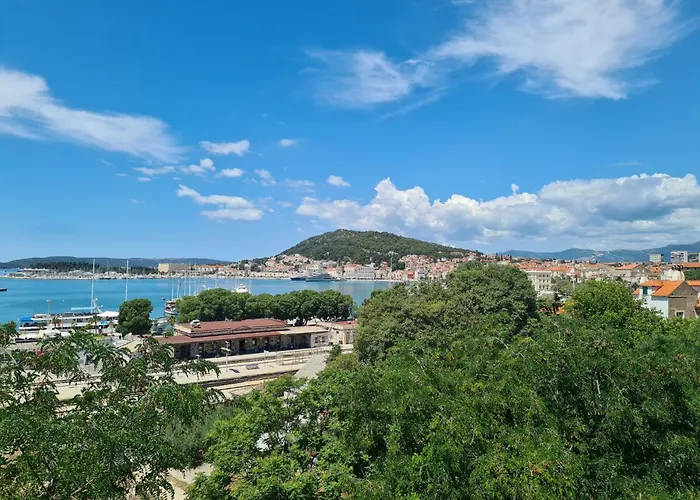 Bregos Superior - Unique Design 3-br - Unbelievable Panoramic View Of - Walking Distance From Unesco Palace And Bacvice - Free Parking - Buralux * Split